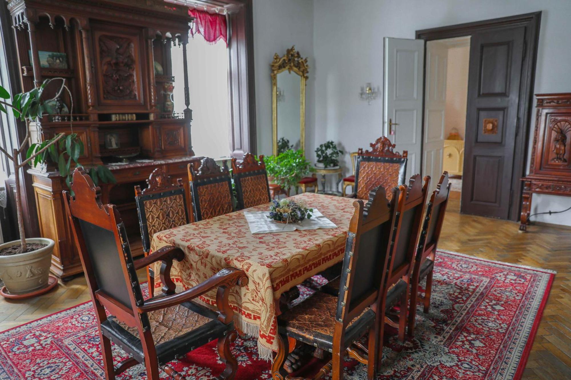 Zamek Usobi Apartment Екстериор снимка