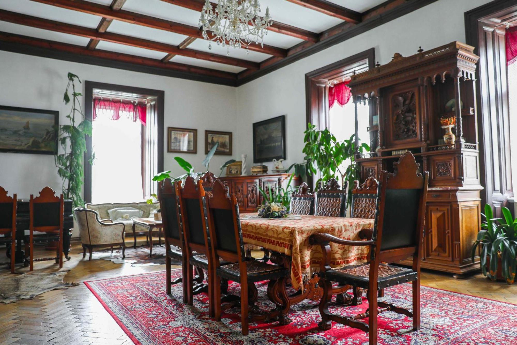 Zamek Usobi Apartment Екстериор снимка
